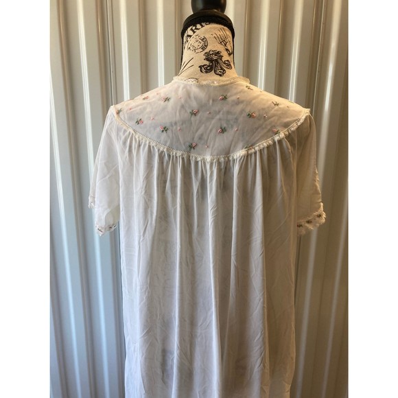 1970s Button-front Sheer Robe - Picture 6 of 10